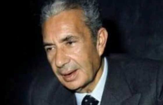 Il commosso ricordo di Aldo Moro e degli uomini della sua scorta barbaramente uccisi dalla Brigate Rosse nel giorno del suo rapimento (16 marzo 1978) Il commosso ricordo di Aldo Moro e degli uomini della sua scorta barbaramente uccisi dalla Brigate Rosse nel giorno del suo rapimento (16 marzo 1978)