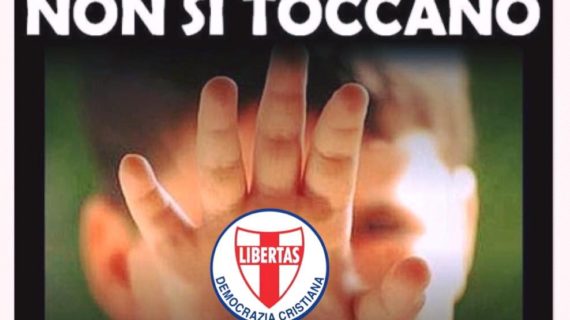 Adesso basta: i bambini non si toccano.