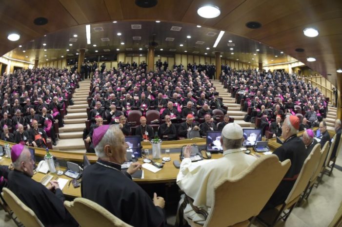 Papa Francesco apre l’Assemblea della CEI: tre argomenti fondamentali per il futuro della chiesa.