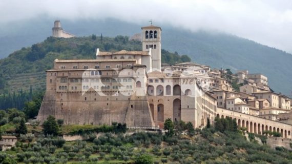 SI E’ REGISTRATO NEI MESI INIZIALI DEL 2018 UN TURISMO DA RECORD AD ASSISI !