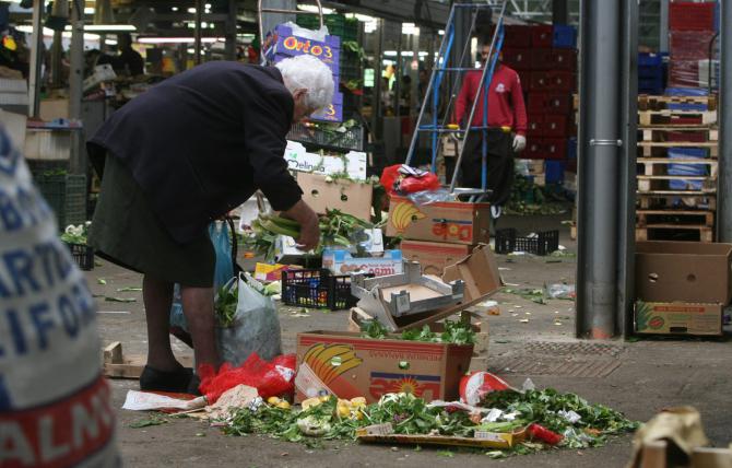Dati Istat allarmanti : Povertà in Italia cresce, 5 milioni di persone fanno la fame.