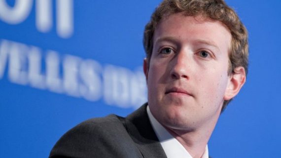 Facebook: causa contro la società e Zuckerberg per il tonfo in Borsa.