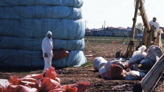 Seveso : quel giorno del 10 luglio 1976 c’era il sole, poi solo una nube…