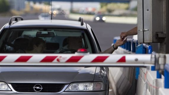 Pedaggio in autostrada, cosa succede se non si paga: allarme boicottaggio.