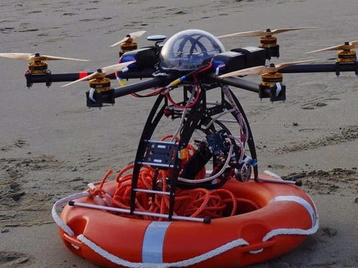 In Italia ti salva il drone bagnino : addio ai Baywatch.