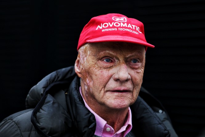 Lauda, trapianto di polmoni: adesso è in gravi condizioni.