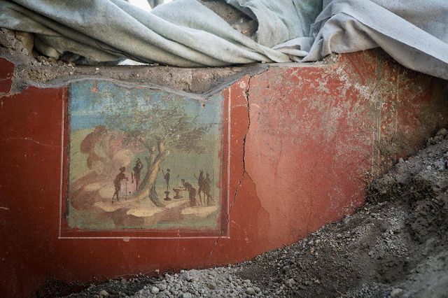 A Pompei : dagli scavi riemerge la Domus “vintage”.