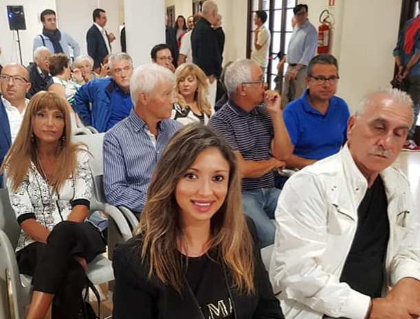 Il Segretario regionale della Democrazia Cristiana dell’Abruzzo Angelica Bianco presente al convegno ” Finalmente si è dimesso: la festa la facciamo noi ! “.