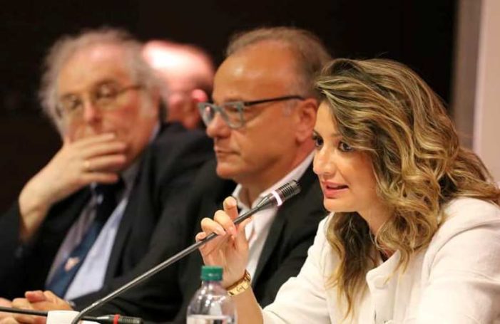 ANGELICA BIANCO (D.C.): dobbiamo lottare per infrastrutture, industrializzazione, lavoro e dignità sociale !