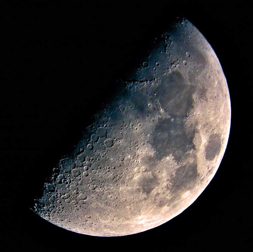 Notte della Luna, fiammate e congiunzioni astrali: lo spettacolo del cielo di ottobre.