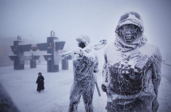 Siberia : ecco come si vive nel villaggio più freddo al mondo a -71.2°C.