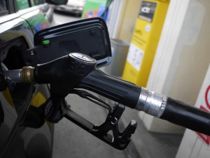 Benzina e diesel, ribassi : Italia in ripresa?