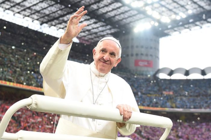 Papa Francesco  “Vai e vedi” l’invito per la Giornata delle Comunicazioni Sociali