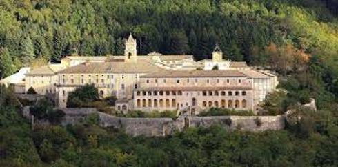 Steve Bannon, crea il progetto per un’ “Accademia del Sovranismo” nel monastero di Trisulti (Fr): la Ciociaria però non è d’accordo.