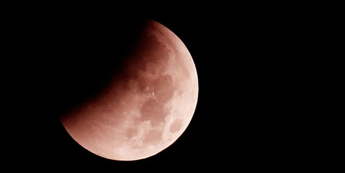 L’eclissi lunare totale del 21 gennaio 2019. Bellezza da non perdere.