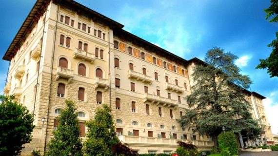 A Fiuggi lo storico Palazzo della Fonte è stato venduto al gruppo Forte Village: ma c’è un uomo d’affari dell’est dietro al Business.