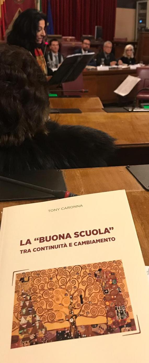 Presentato al Palazzo delle Aquile di Palermo il libro del prof. Tony Caronna: “La Buona Scuola, tra continuità e cambiamento”