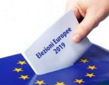 Elezioni Europee, sondaggi italiani: la lega la fa da padrona, mentre la Dc farà il suo debutto con l’Udc. Elezioni Europee, sondaggi italiani: la lega la fa da padrona, mentre la Dc farà il suo debutto con l’Udc.