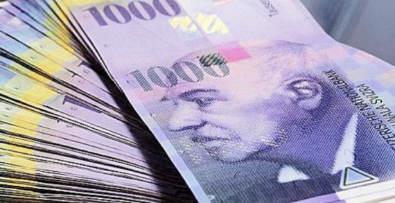Svizzera: Banconote di grosso taglio sono sempre più di moda, 1000 FRANCHI. Svizzera: Banconote di grosso taglio sono sempre più di moda, 1000 FRANCHI.