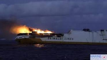 Incendio a bordo, la nave italiana “Grande America” è affondata nell’Atlantico.