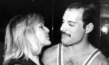 Parla Mary Austin :”Freddie Mercury mi hai lasciato un fardello troppo grande”.