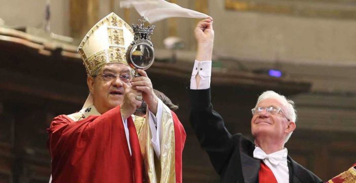 NAPOLI: SI RINNOVA IL PRODIGIO DI SAN GENNARO, NONOSTANTE LA PANDEMIA NAPOLI: SI RINNOVA IL PRODIGIO DI SAN GENNARO, NONOSTANTE LA PANDEMIA
