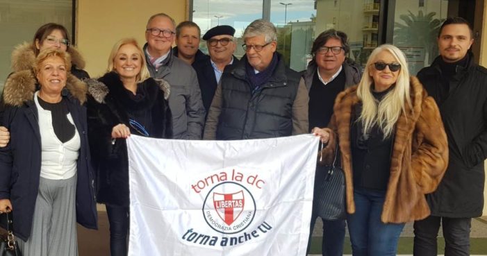 Una importante e significativa iniziativa della Democrazia Cristiana si è svolta nella mattinata di domenica 22 dicembre 2019 in quel di Castellaneta (in provincia di Taranto)