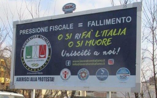 Ha preso il via a Napoli la campagna di protesta promossa da “IL LAVORATORE ITALIANO” e la DEMOCRAZIA CRISTIANA intitolata: “O SI RIFA’ L’ITALIA O SI MUORE !”