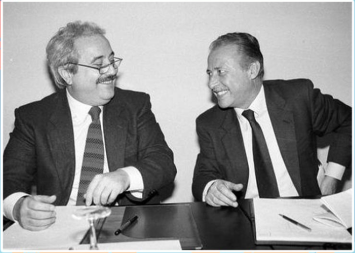 28° Anniversario dell’eccidio di Capaci (giorno della memoria): “FALCONE E BORSELLINO TUONANO IN PIENA CRISI DEL SISTEMA GIUDIZIARIO”.