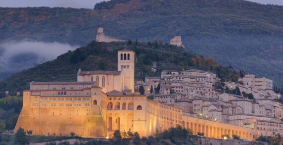 LA STRADA DEI RICORDI: IL MONTE SUBASIO DA ASSISI A SPELLO, PASSANDO PER COLLEPINO LA STRADA DEI RICORDI: IL MONTE SUBASIO DA ASSISI A SPELLO, PASSANDO PER COLLEPINO