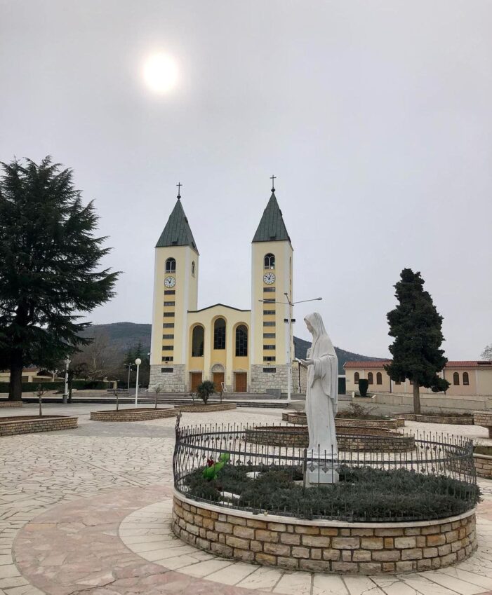 Turba lo strano silenzio di Medjugorje sulla pandemia !