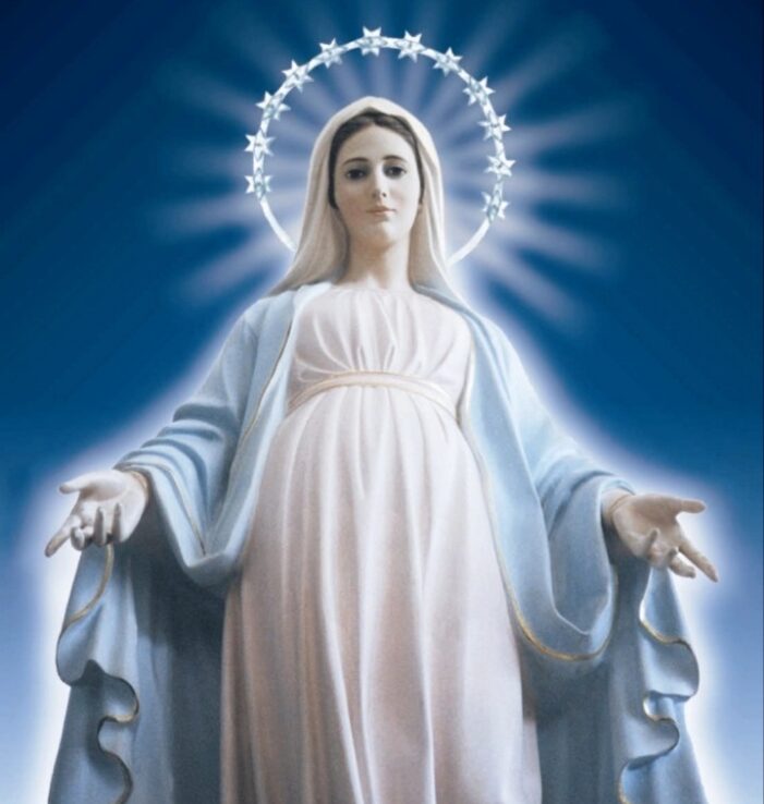 Preghiera alla Vergine Maria, Santa Madre della Chiesa.