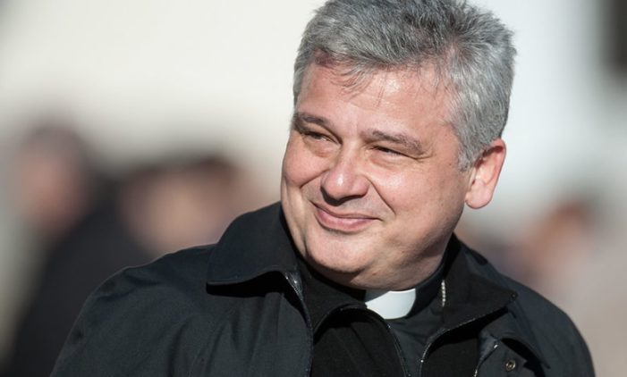 Il Card. Krajewski ha portato la vicinanza concreta della Chiesa cattolica nella martoriata Ucraina.