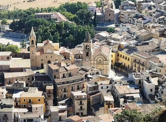 Mezzojuso (in provincia di Palermo), paese dove storia, natura e tradizione trovano casa !