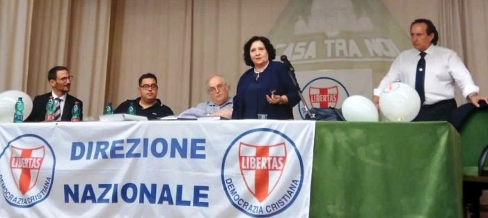 Anna Beneduce (D.C. Salerno): “Lavoriamo uniti per il bene della Democrazia Cristiana e dell’Italia !”