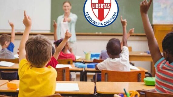 IL RUOLO CENTRALE DELLA SCUOLA IN UN PAESE DAVVERO DEMOCRATICO !