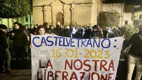 Castelvetrano (Trapani) in festa per la cattura di Matteo Messina Denaro: ” Ora siamo finalmente liberi ! “.