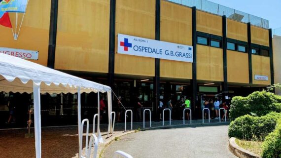 Tra il dire e il fare ci passa di mezzo il mare: 15 ore al pronto soccorso per essere visitata !