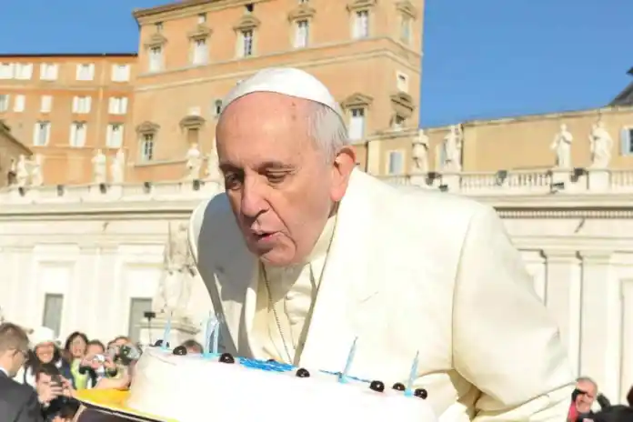 ANCHE LA DEMOCRAZIA CRISTIANA HA VOLUTO PARTECIPARE A PAPA FRANCESCO I PIU’ CORDIALI AUGURI IN OCCASIONE DEL SUO OTTANTASETTESIMO GENETLIACO !!