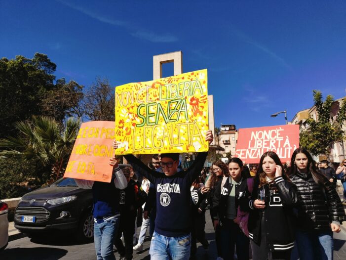 ANCHE LA CITTA’ DI GELA (SICILIA) PARTECIPA ALLA GIORNATA DELLE VITTIME CONTRO LA MAFIA.