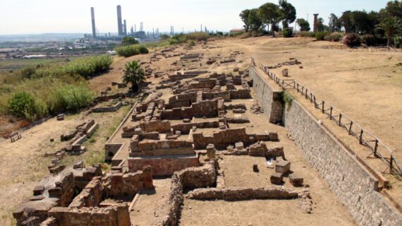 Il comune di Gela, è la città più antica della Sicilia. Roma, in confronto, è nata l’altro ieri: è abitata da 7 millenni