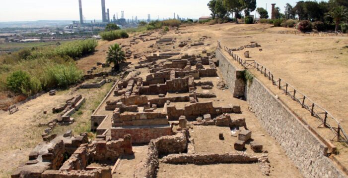 Il comune di Gela, è la città più antica della Sicilia. Roma, in confronto, è nata l’altro ieri: è abitata da 7 millenni